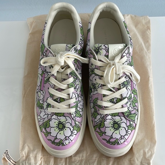 Tory Burch ladybug sneakers. Size: 10M - Picture 2 of 9